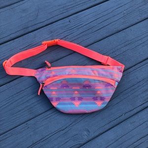 NWOT Neon Aztec Print Fanny Pak
